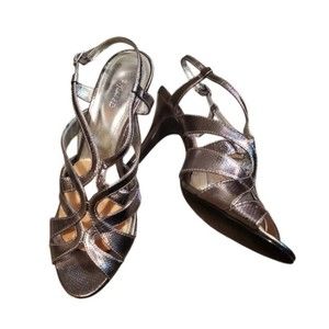 Style and Co Silver sandals high heels (Macy's) sz 7.5 M pads inside